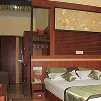 Gandhis Paradise, Mcleodganj 5